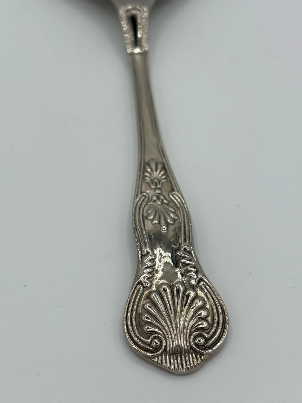 Vintage 12” Ornate Silver Tone Cake Pie Server Engraved Floral Shell